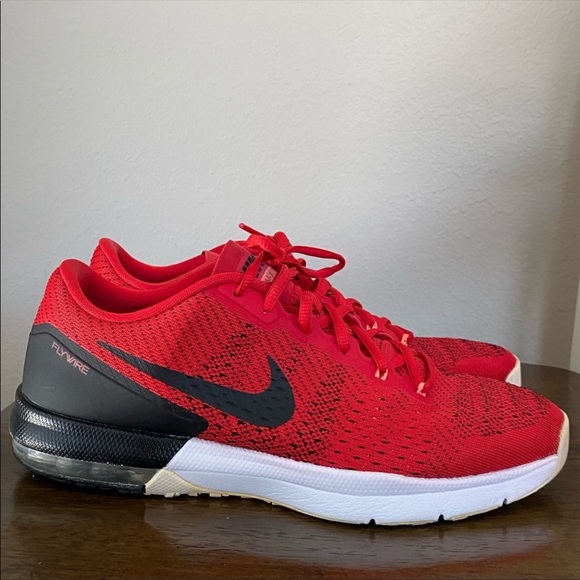 nike flywire red